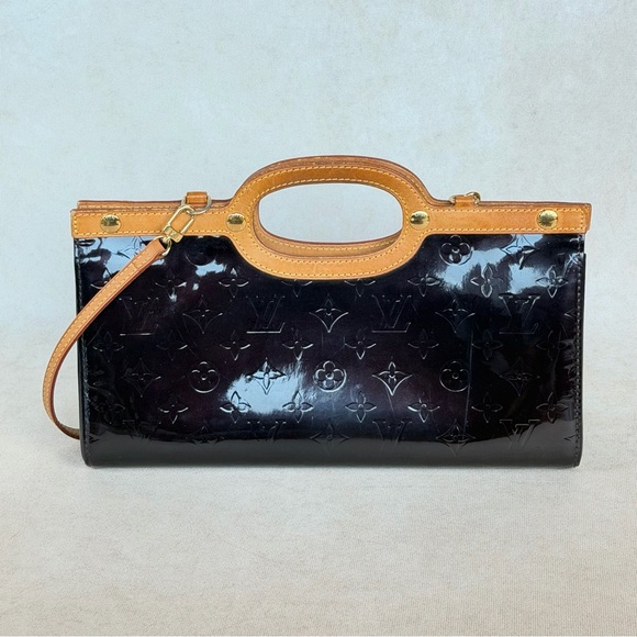 Louis Vuitton Vernis Roxbury Drive Amarante Patent Leather Shoulder Bag - Picture 3 of 16